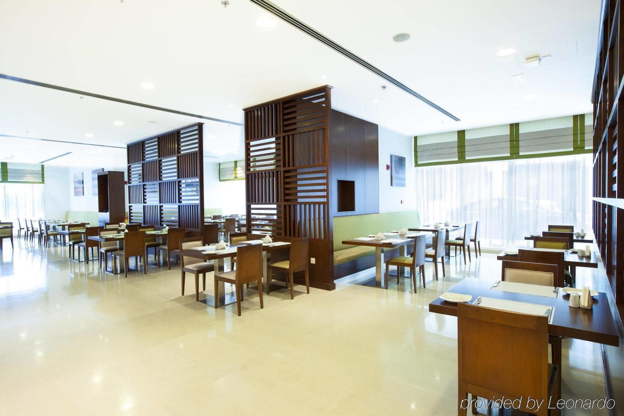 Holiday Bahrain Hotel Manama Exterior photo